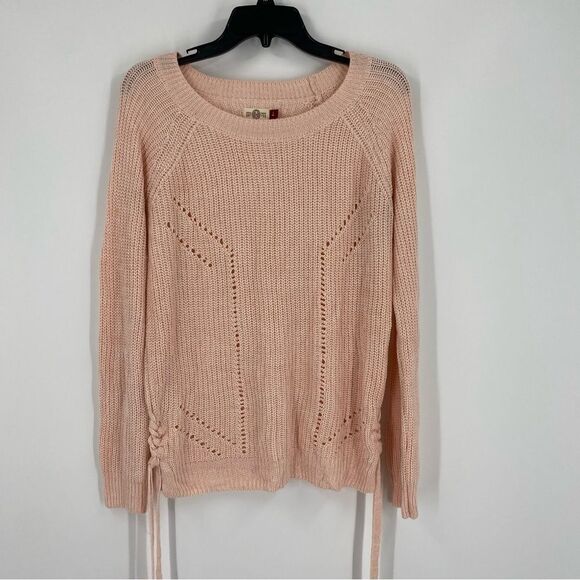 SO Women’s Perfectly Soft Round Neck Long Sleeve Knit Eyelet Sweater size L - Picture 1 of 3